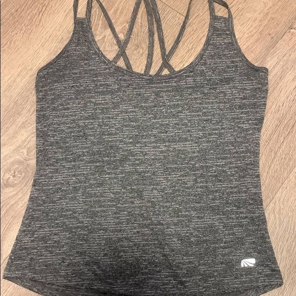 Detailed Strap Athletic Tank Top - Picture 1 of 4